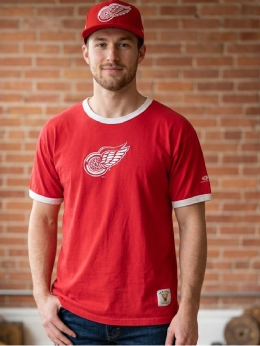 Detroit Red Wings Gordy Howe Red Ringer Short Sleeve Hockey Tee White  Ptp 23 L